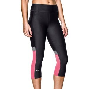 Under Armour Women's Black and Pink Capris